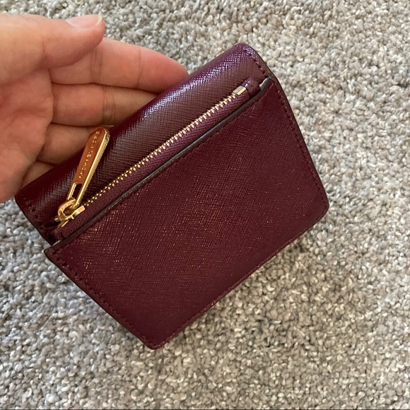 Michael Kors small wallet burgundy NWT - Picture 4 of 9